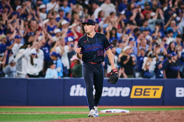 August 28, 2026, Toronto, On, Canada: Toronto Blue Jays pitcher CJ Van Eyk (58) celebrates after the Blue Jays win against the Seattle Mariners in MLB, Baseball Herren, USA baseball action in Toronto, on Friday, Aug. 28, 2026. Canada News - August 28, 2026 - ZUMAc35_ 20260828_zaf_c35_099 Copyright: xSammyxKoganx
