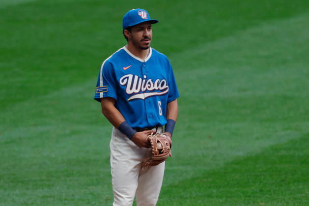 August 28, 2026, Milwaukee, Wisconsin, USA: Milwaukee Brewers third baseman DAVID HAMILTON (6) in a baseball game, Friday, Aug. 28, 2026, in Milwaukee, Wisconsin. MLB, Baseball Herren, USA 2026 - Rangers 1:6 Brewers - ZUMAa325 20260828_zsa_a325_007 Copyright: xDavidxBalleringxIix