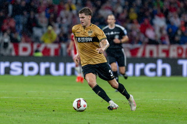 Ramon Hendriks, VfB Stuttgart, 03 GER, FC Bayern Munich vs. VfB Stuttgart, Soccer, Bundesliga, Matchday 1, 2026–2027 Season, August 28, 2026 DFL and DFB regulations prohibit any use of photographs as image sequences and or quasi-video. Photo: HMB Media, Heike Feiner Copyright: HMBxMedia HeikexFeiner
