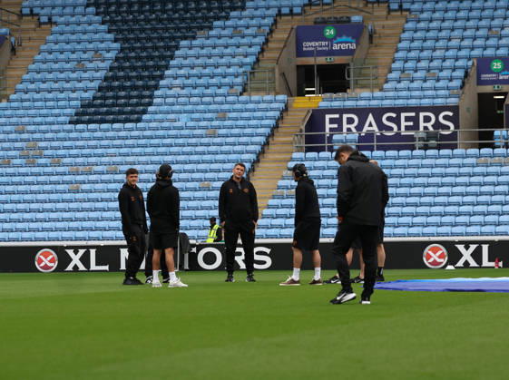 Coventry City v Hull City Premier League Hull City players arriving at the ground during the Premier League match at the Coventry Building Society Arena, Coventry 29 08 2026 UK Newspapers OUT Copyright: xAndyxSumnerx FIL-23836-0061
