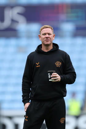 Coventry City v Hull City Premier League Hull City Assistant manager Dean Holden during the Premier League match at the Coventry Building Society Arena, Coventry 29 08 2026 UK Newspapers OUT Copyright: xAndyxSumnerx FIL-23836-0067