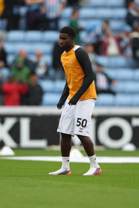 Coventry City v Hull City Premier League Hull City players warming up during the Premier League match at the Coventry Building Society Arena, Coventry 29 08 2026 UK Newspapers OUT Copyright: xAndyxSumnerx FIL-23836-0135