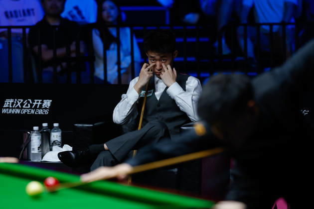 (260829) -- WUHAN, Aug. 29, 2026 -- Chang Bingyu gestures during the final match between Zhao Xintong of China and Chang Bingyu of China at Wuhan Open 2026 snooker tournament in Wuhan, central China s Hubei Province, Aug. 29, 2026. ) (SP)CHINA-SNOOKER-WUHAN OPEN (CN) WuxZhizun 