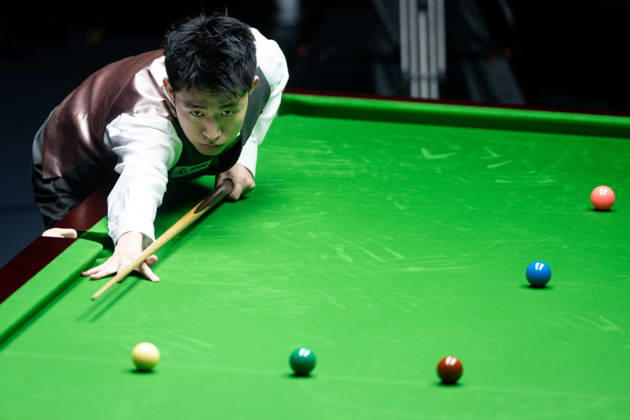 (260829) -- WUHAN, Aug. 29, 2026 -- Chang Bingyu competes during the final match between Zhao Xintong of China and Chang Bingyu of China at Wuhan Open 2026 snooker tournament in Wuhan, central China s Hubei Province, Aug. 29, 2026. ) (SP)CHINA-SNOOKER-WUHAN OPEN (CN) XiaoxYijiu 