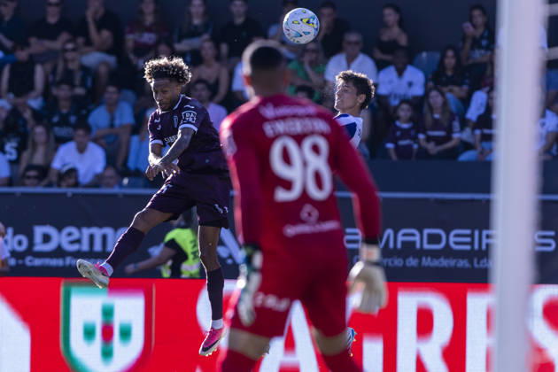 August 29, 2026, Sao Torcato, Guimaraes, Portugal: Viseu, August 29 - Jakub Kiwior of FC Porto is seen on action during the Academico de Viseu FC x FC Porto match for the Liga Portugal Betclic 2026 27 on August 29, 2026 at Estadio Municipal do Fontelo, Viseu, Portugal Sao Torcato Portugal - ZUMAl192 20260829_zsp_l192_045 Copyright: xMiguelxLemosx