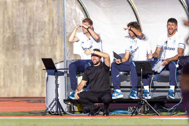 August 29, 2026, Sao Torcato, Guimaraes, Portugal: Viseu, August 29 - Francesco Farioli head coach of FC Porto is seen during the Academico de Viseu FC x FC Porto match for the Liga Portugal Betclic 2026 27 on August 29, 2026 at Estadio Municipal do Fontelo, Viseu, Portugal Sao Torcato Portugal - ZUMAl192 20260829_zsp_l192_061 Copyright: xMiguelxLemosx