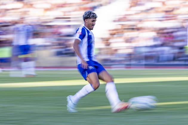 August 29, 2026, Sao Torcato, Guimaraes, Portugal: Viseu, August 29 - William Gomes of FC Porto is seen on his way to making a goal during the Academico de Viseu FC x FC Porto match for the Liga Portugal Betclic 2026 27 on August 29, 2026 at Estadio Municipal do Fontelo, Viseu, Portugal Sao Torcato Portugal - ZUMAl192 20260829_zsp_l192_065 Copyright: xMiguelxLemosx