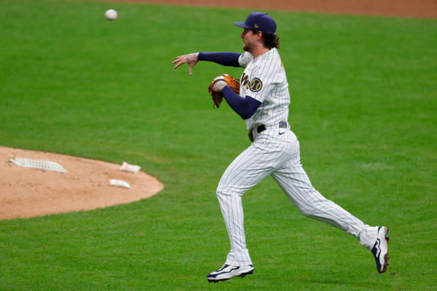 August 29, 2026, Milwaukee, Wisconsin, USA: Milwaukee Brewers second baseman BRICE TURANG (2) throws to home plate for an out in a baseball game, Saturday, Aug. 28, 2026, in Milwaukee, Wisconsin. MLB, Baseball Herren, USA 2026 - Rangers 3: 5 Brewers - ZUMAa325 20260829_zsa_a325_015 Copyright: xDavidxBalleringxIix