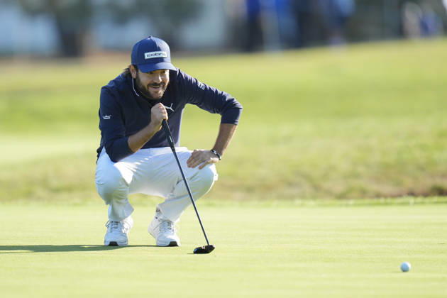 SUTTON COLDFIELD, ENGLAND - AUG 30: Angel Hidalgo (ESP) lines up a putt on the eighteenth green during the delayed Round 3 at the 2026 Husqvarna British Masters at The Belfry, Sutton Coalfield on August 30, 2026 in Warwickshire, England The 2026 Husqvarna British Masters