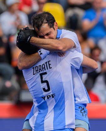 Mens Hockey World Cup Bronze Medal Match Argentina (Los Leones) celebrate 3rd place after defeating Netherlands during the Mens FIH Hockey World Cup Bronze Medal Match at Belfius Hockey Arena, Brussels 30 08 2026 UK Newspapers OUT Copyright: xGraemexWilcocksonx FIL-23865-0006