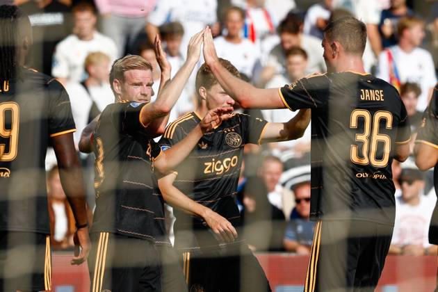 VELSEN-ZUID , 30-08-2026 , BUKO Stadion , season 2026 2027 , Dutch Eredivisie football , match between Telstar and Ajax , Picture shows Ajax celebrating the 0-1 of Ajax player Davy Klaassen Telstar - Ajax  x206250087x Copyright: