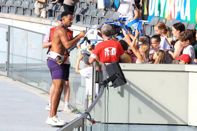 August 30, 2026, Track and Field, GER DEU, Berlin, Germany, ISTAF ISTAF Triathlon 1500m, Leo Neugebauer, Autographs for the Fans, Berlin, Berlin Olympic Stadium, Berlin, Germany Copyright: xNordphotox xEnglerx