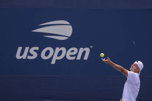 US Open tennis tournament - Day 1 Marton Fucsovics of Hungary in action against Daniel Merida of Spain during the Men™s Singles round one of the US Open Tennis Championships at the USTA Billie Jean King National Tennis Center in Flushing Meadows, New York, USA, 30 August 2026. The 2026 US Open tournament runs from 23 August through 13 September. FLUSHING MEADOWS NEW YORK United States  Copyright: xSARAHxYENESELx