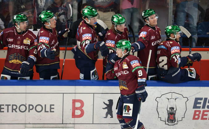 Ty Ronning celebrates after scoring the 2-0 goal: Joy, Emotion, Celebration, Sports, Ice Hockey, Penny, DEL (German Ice Hockey League), Exhibition Game, 2026-2027 Season, August 30, 2026, EHC Eisbären Berlin (EBB) vs. Lausitzer Füchse