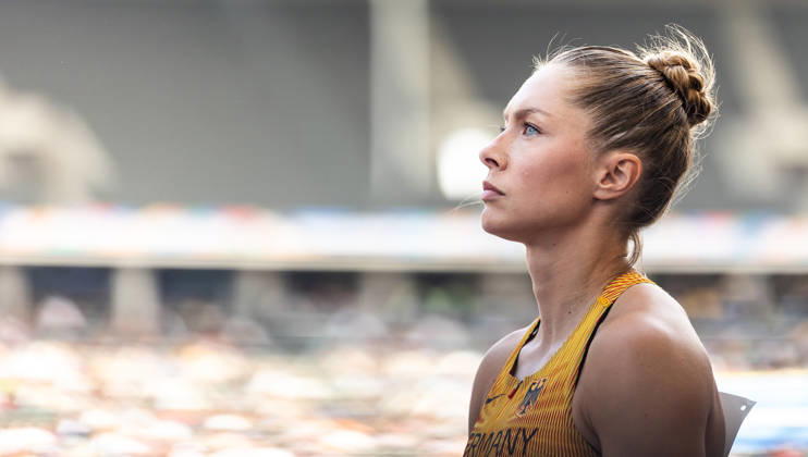 ISTAF 2026 Berlin, August 30, 2026: Gina LÜCKENKEMPER (GER, Germany) is focused just before the start of the DLV ISTAF Berlin 4x100m mixed relay on August 30, 2026, at the Olympic Stadium in Berlin, Germany Copyright: xBEAUTIFULxSPORTS R.xSchmittx