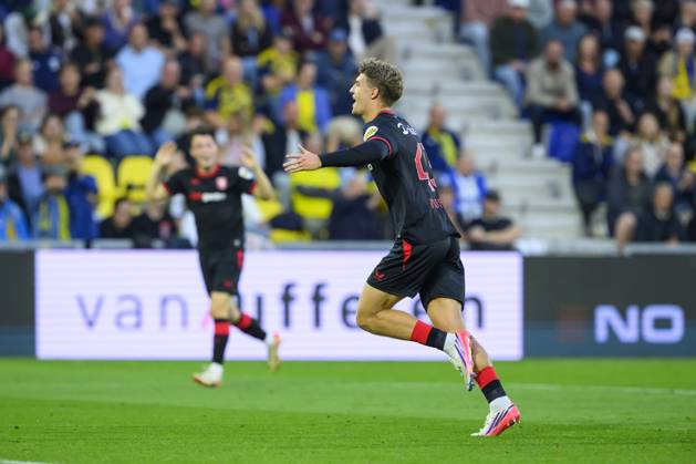 LEEUWARDEN - Ruud Nijstad of FC Twente celebrates the 0-1 during the Dutch Eredivisie match between SC Cambuur and FC Twente at the Kooi Stadion on August 30, 2026, in Leeuwarden, the Netherlands. COR LASKER ANP Eredivisie 2026 27 xVIxANPxSportx xxANPxIVx 566624564 originalFilename: 566624564.jpg