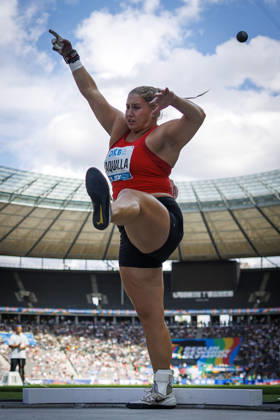 BERLIN, GERMANY - AUGUST 30, 2026: Adelaide AQUILLA (USA United States) competing in the women’s shot put during the ISTAF at Olympic Stadium on August 30, 2026 in Berlin, Germany. Germany Copyright: xAxelxKohringx