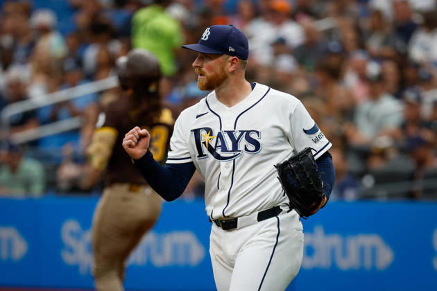 August 30, 2026, St. Petersburg, Florida, USA: Tampa Bay Rays pitcher Drew Rasmussen (57) pumps his fist, after shortstop Taylor Walls (6) fields a ground ball hit by San Diego Padres outfielder Fernando Tatis Jr. (23) and throws him out at first base during the third inning at Tropicana Field. MLB, Baseball Herren, USA 2026: Padres at Rays  - ZUMA_sp_ 20260830_mda_s70_839 Copyright: xJeffereexWoox