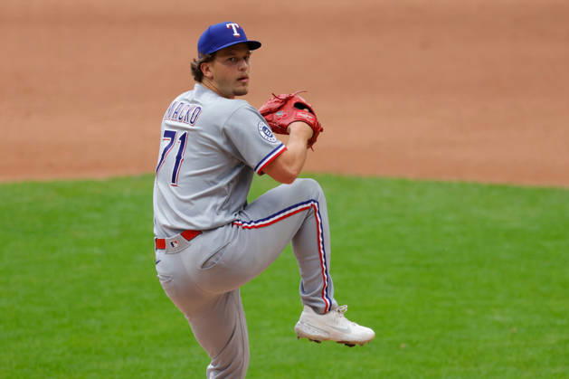 August 30, 2026, Milwaukee, Wisconsin, USA: Texas Rangers pitcher ADAM MACKO (71) pitches in a baseball game, Sunday, Aug. 30, 2026, in Milwaukee, Wisconsin. Milwaukee USA - ZUMAa325 20260830_zsa_a325_010 Copyright: xDavidxBalleringxIix