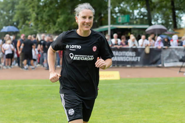 Football, FC Nieder-Florstadt Over-40s – Eintracht Frankfurt Veterans’ Team