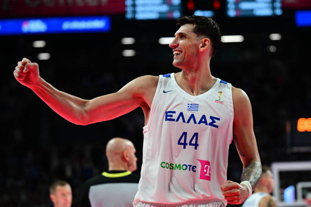 FIBA World Cup European Qualifiers - Greece vs Spain - Konstantinos Mitoglou of Greece celebrate during the FIBA World Cup European Qualifiers 2nd round group I basketball match between Greece and spainl held at Telekom Center Athens, Greece, on 31 August 2026. IMAGO ONE INCH PRODUCTIONS ATHENS GREECE Copyright: xOnexInchxProductionsx 7071382