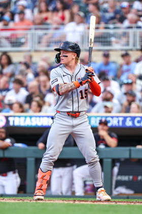 August 31st, 2026: Detroit Tigers center fielder Max Clark (15) bats in the second inning during a MLB, Baseball Herren, USA Baseball game between the Detroit Tigers and the Minnesota Twins at Target Field in Minneapolis, Minnesota. CSM Minneapolis USA - ZUMAc04_ 20260831_zma_c04_007 Copyright: xStevenxGarciax