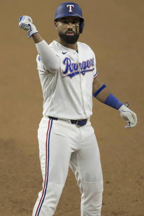 August 31, 2026, Arlington, Texas, USA: Texas Rangers center fielder EZEQUIEL DURAN (20) reacts to hitting a single against the Athletics at Globe Life Field. Rangers win 8-1. MLB, Baseball Herren, USA 2026: Rangers 8:1 Athletics  - ZUMAf180 20260831_zsp_f180_031 Copyright: xMarkxFannx
