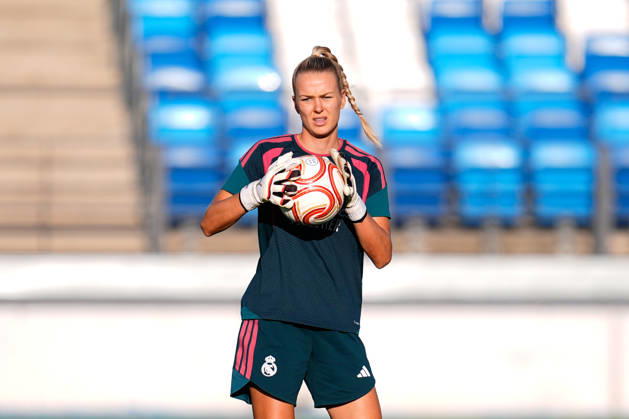 September 2, 2026, Valdebebas, Madrid, Spain: Merle Frohms of Real Madrid CF warms up during the UEFA Women s Champions League Third Qualifying Round Second Leg match between Real Madrid CF and Ajax at Alfredo Di Stefano stadium on September 02, 2026, in Valdebebas, Madrid, Spain. Real Madrid CF V Ajax - UEFA WomenÃ¢â‚¬â ¢S Champions League Third Qualifying Round Second Leg  - ZUMAa181 20260902_zaa_a181_025 Copyright: xDennisxAgyemanx