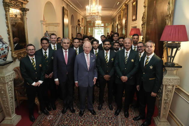Cricket: King Charles III welcomes Pakistan’s national team