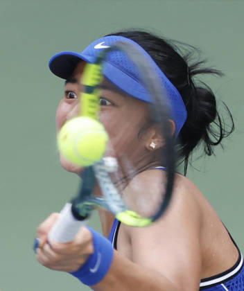 Alexandra Eala of the Philippines returns a ball to Oleksandra Oliynykova of Ukraine in a second round match in Louis Armstrong Stadium at the 2026 US Open Tennis Championship at the USTA Billie Jean King National Tennis Center in New York City on Thursday, September 3, 2026. NYP20260903103 JOHNxANGELILLO