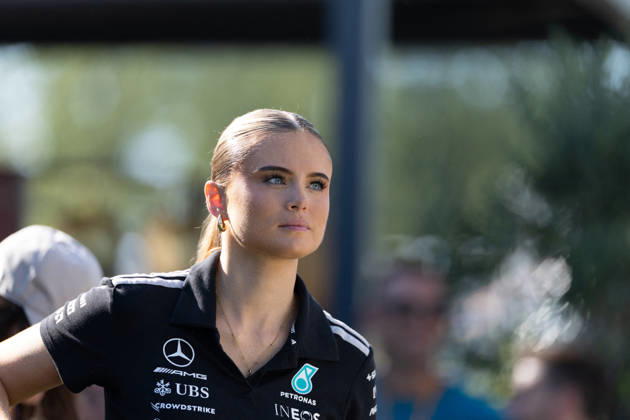 MOTORSPORTS - Formula 1 - 2026 Italian Grand Prix Photo by IPA ABACAPRESS.COM88099394 - Mercedes-AMG Petronas F1 Team staff during the 2026 Formula 1 Pirelli Italian Grand Prix at the Autodromo Nazionale Monza in Monza, Italy. Round 15 of 24 in the 2026 FIA Formula One World Championship, WM, Weltmeisterschaft held September 4–6, 2026. The Autodromo Nazionale Monza, the Temple of Speed, is the fastest circuit on the calendar and home to the tifosi. Italy Italy Copyright: xIPAxSport ABACAx
