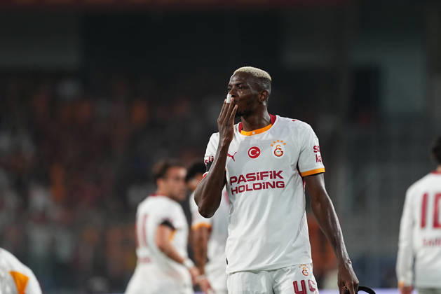 Istanbul Basaksehir v Galatasaray - Turkish Super Lig ISTANBUL, TURKIYE - SEPTEMBER 4: Victor Osimhen (45) of Galatasaray celebrates after scoring a goal during the Turkish Super Lig 4th week football match between Istanbul Basaksehir and Galatasaray at Basaksehir Fatih Terim Stadium in Istanbul, Turkiye on September 4, 2026. Adem Kutucu Anadolu Istanbul Turkey. Editorial use only. Please get in touch for any other usage.  Copyright: x2026xAnadoluxAdemxKutucux