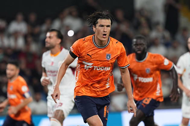 Istanbul Basaksehir v Galatasaray - Turkish Super Lig ISTANBUL, TURKIYE - SEPTEMBER 4: Eldor Shomurodov (14) of Istanbul Basaksehir celebrates after scoring a goal during the Turkish Super Lig 4th week football match between Istanbul Basaksehir and Galatasaray at Basaksehir Fatih Terim Stadium in Istanbul, Turkiye on September 4, 2026. Adem Kutucu Anadolu Istanbul Turkey. Editorial use only. Please get in touch for any other usage.  Copyright: x2026xAnadoluxAdemxKutucux