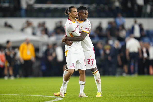 Istanbul Basaksehir FK v Galatasaray SK - Trendyol Super Lig ISTANBUL, TURKIYE - SEPTEMBER 04: Leroy Sane (L) of Galatasaray and Rafael Leao (R) of Galatasaray celebrates victory after the Trendyol Super Lig match between Istanbul Basaksehir FK and Galatasaray SK at Basaksehir Fatih Terim Stadium on September 4, 2026 in Istanbul, Turkiye. Istanbul Basaksehir Fatih Terim Stadium Istanbul Turkiye Copyright: x x2026xYagizxGurtugx xPSxImagesxYagizxGurtugx