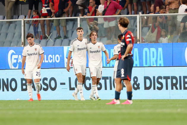 Foto IPP ACGE Genova 04 09 2026 Campionato Serie A 2026-2027 Genoa-Como nella foto: Nico Paz esulta dopo il gol del 1-3 Italy Photo Press World Copyright Genova italy Italia ITALY  Copyright: xR4924_italyphotopressx