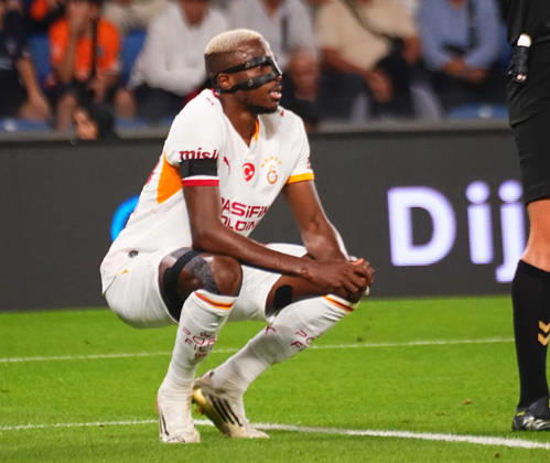 ISTANBUL, TURKEY - SEPTEMBER 04: Victor Osimhen of Galatasaray SK substituted in the first half after sustaining a groin injury during the Turkish Super League 2026 27 match between Baseaksehir FK and Galatasaray SK at Basaksehir Fatih Terim Stadium, 2026 in Istanbul, Turkey. Istanbul Basaksehir Turkey Copyright: xSeskimphotox BSehir-GSaray-040926 (10)