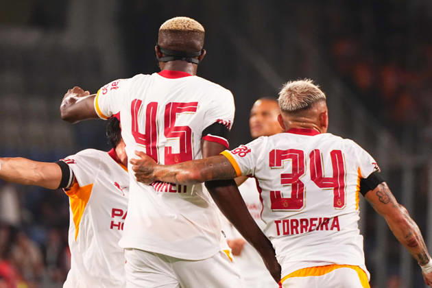 ISTANBUL, TURKEY - SEPTEMBER 04: Victor Osimhen of Galatasaray SK celebrates after scoring the first goal of his team with teammates during the Turkish Super League 2026 27 match between Baseaksehir FK and Galatasaray SK at Basaksehir Fatih Terim Stadium, 2026 in Istanbul, Turkey. Istanbul Basaksehir Turkey Copyright: xSeskimphotox BSehir-GSaray-040926 (68)