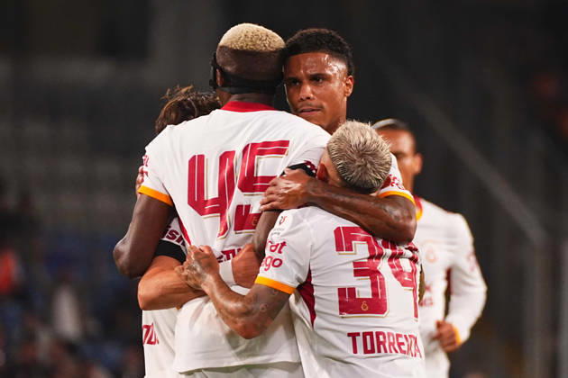 ISTANBUL, TURKEY - SEPTEMBER 04: Victor Osimhen of Galatasaray SK celebrates after scoring the first goal of his team with teammates during the Turkish Super League 2026 27 match between Baseaksehir FK and Galatasaray SK at Basaksehir Fatih Terim Stadium, 2026 in Istanbul, Turkey. Istanbul Basaksehir Turkey Copyright: xSeskimphotox BSehir-GSaray-040926 (70)