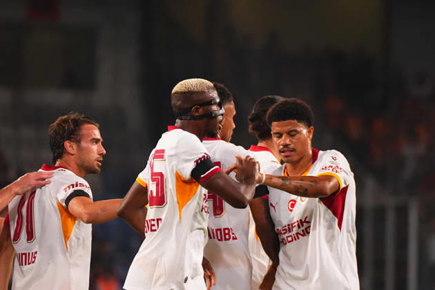ISTANBUL, TURKEY - SEPTEMBER 04: Victor Osimhen of Galatasaray SK celebrates after scoring the first goal of his team with teammates during the Turkish Super League 2026 27 match between Baseaksehir FK and Galatasaray SK at Basaksehir Fatih Terim Stadium, 2026 in Istanbul, Turkey. Istanbul Basaksehir Turkey Copyright: xSeskimphotox BSehir-GSaray-040926 (75)