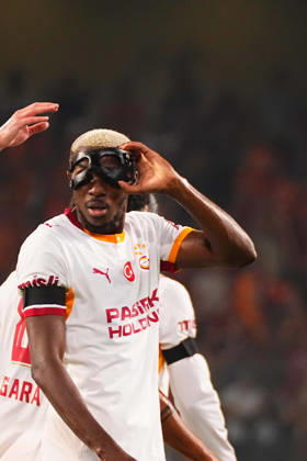 ISTANBUL, TURKEY - SEPTEMBER 04: Victor Osimhen of Galatasaray SK celebrates after scoring the first goal of his team during the Turkish Super League 2026 27 match between Baseaksehir FK and Galatasaray SK at Basaksehir Fatih Terim Stadium, 2026 in Istanbul, Turkey. Istanbul Basaksehir Turkey Copyright: xSeskimphotox BSehir-GSaray-040926 (77)
