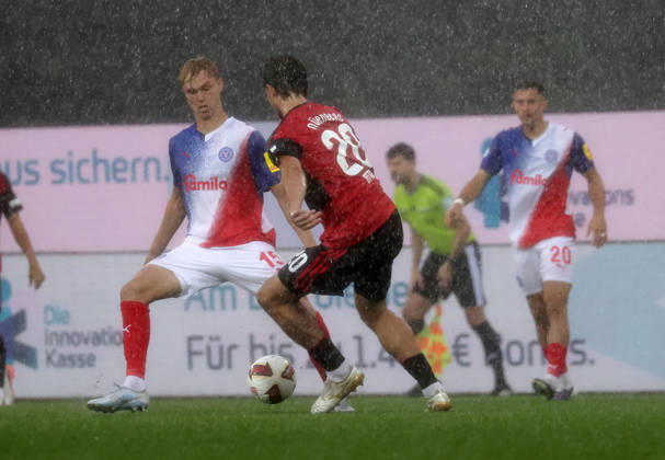 Football, 2nd Bundesliga, Holstein Kiel v 1. FC Nürnberg