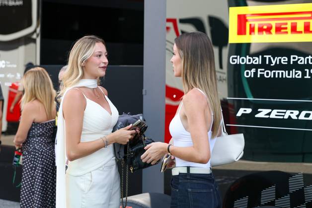 l r Isabella Bernardini, partner of Gabriel Bortoleto (Revolut Audi 5), and Flavy Barla, partner of Esteban Ocon (MoneyGramm Haas 31), Free Practice 3, Italian Grand Prix, Motorsports, Men, Formula 1, September 5, 2026, Monza, Lombardy, Italy Copyright: xkolbert-press ChristianxKolbertx