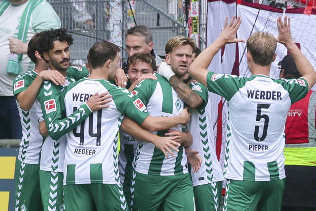 Eren Dinkci of Werder Bremen celebrates his goal with his teammates during the Bundesliga match between SV Werder Bremen and RB Leipzig at Weserstadion on September 5, 2026, in Bremen, Germany. Photo by Marco Steinbrenner, DeFodi Images. Eren Dinkci of Werder Bremen celebrates his goal with teammates during the Bundesliga match between SV Werder Bremen and RB Leipzig at Weserstadion on September 5, 2026 in Bremen, Germany. Photo by Marco Steinbrenner, DeFodi Images. DFB and DFL regulations prohibit any use of photographs as image sequences and or quasi-video. Photo by Marco Steinbrenner, DeFodi Images.