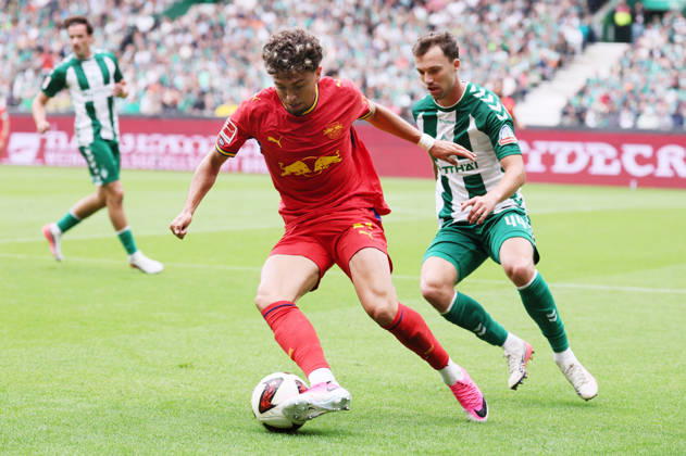 Bremen vs. RB Leipzig, Bundesliga, Bremen, September 5, 2026, Weserstadion, Soccer, 1st Bundesliga, Matchday 2, SV Werder Bremen vs. RB Leipzig, Pictured from left: Neil El Aynoui (21), RB Leipzig, Youri Regeer (44), Bremen, For editorial use only, DFL and DFB regulations prohibit any use of photographs as image sequences and or quasi-video,