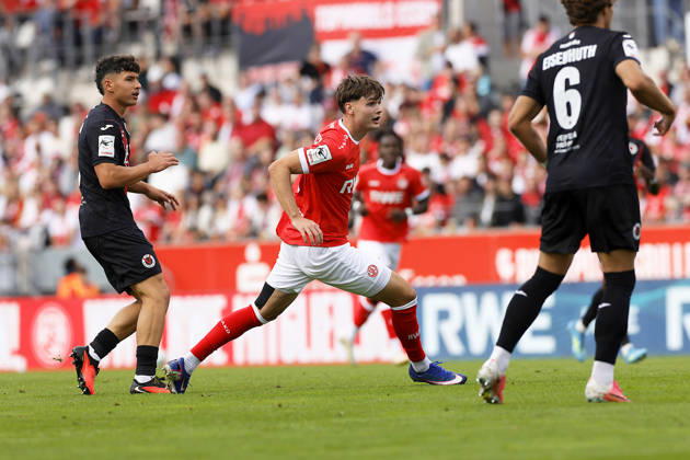 Soccer, 3rd Division, Matchday 04: Rot-Weiss Essen vs. Viktoria Köln on September 5, 2026, at the Stadion an der Hafenstraße in Essen. Jaka Cuber Potocnik, Rot-Weiss Essen