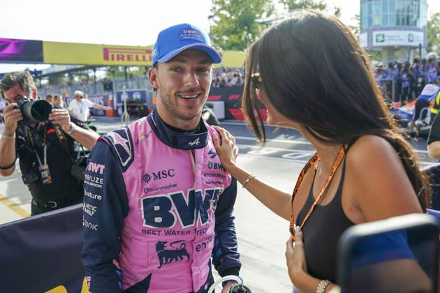 FORMULA 1 ITALIAN GRAND PRIX 2026 Pierre Gasly (FRA) 10 Alpine celebrates taking Pole Position with Francisca Cerqueira Gomes (Girlfriend of Pierre Gasly) in parc ferme during the Formula 1 Pirelli Italian Grand Prix 2026, Round 13 of the 2026 Formula 1 World Championship, WM, Weltmeisterschaft from 4th - 6th September 2026 at the Monza Circuit, Monza, Italy. Credit: Robbie Hoad Every Second Media Editorial use only. All images are copyright Every Second Media Limited. No images may be reproduced without prior permission. Copyright: xIMAGO EveryxSecondxMediax ESM-2135-0269 RobbiexHoadx xEveryxSecondxMediax