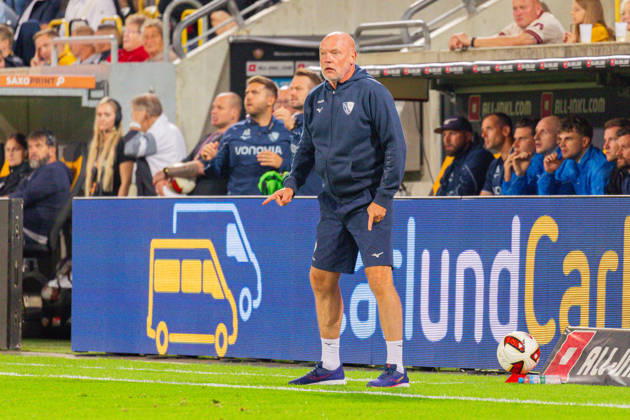 Germany 2. Bundesliga, 2026–2027 Season, September 5, 2026, Matchday 4, SG Dynamo Dresden vs. VfL Bochum, Rudolf Harbig Stadium; Uwe Rösler, VfL Bochum Head Coach: Gestures, Body Language, Emotion Copyright: xMichellexLukax