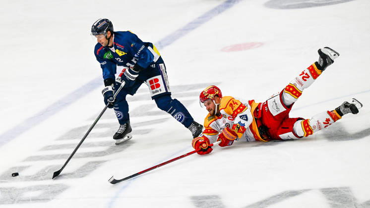 September 6, 2026, GER, Ice Hockey, Men s, Warrior Cup 2026, ESV Kaufbeuren vs. HC Ambri Piotta Tim Heed (Ambri Piotta), 72, Maximilian Renner (Kaufbeuren), 24 Kaufbeuren Energie Schwaben Arena Bavaria Germany Copyright: xNordphotox xHafnerx