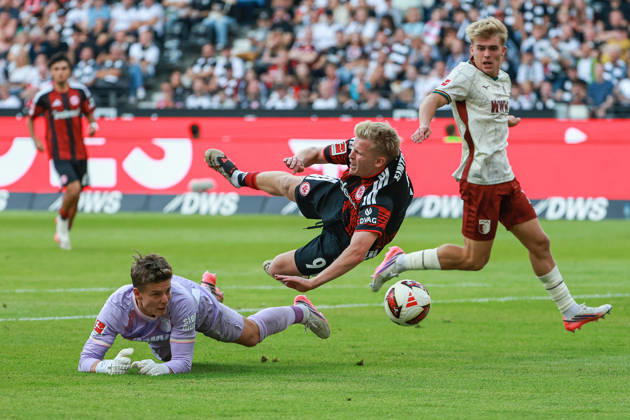 Soccer, Bundesliga 1: Eintracht Frankfurt vs. FC Augsburg on September 6, 2026, at Deutsche Bank Park in Frankfurt. Jonathan Jonny Burkardt (Frankfurt) scored the 9th goal against goalkeeper Finn Dahmen (Augsburg). Final score: 1-9. MH