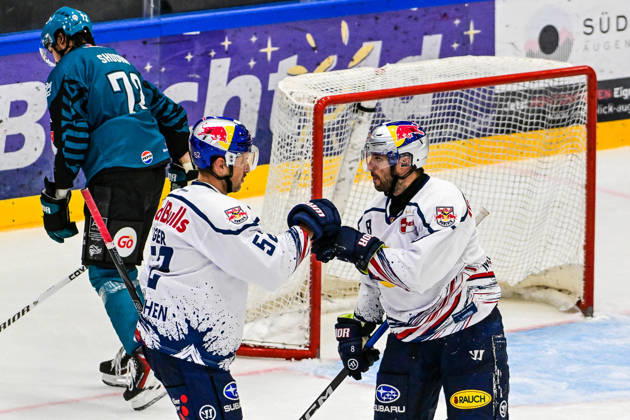 September 6, 2026, GER, Ice Hockey, Men s, Warrior Cup 2026, EHC Red Bull Munich vs. Belfast Giants, Celebration after the 3-1 goal, Patrick Hager (Munich, 52), Tobias Rieder (Munich, 8), Kaufbeuren Energie, Schwaben Arena, Bavaria, Germany Copyright: xNordphotox xHafnerx